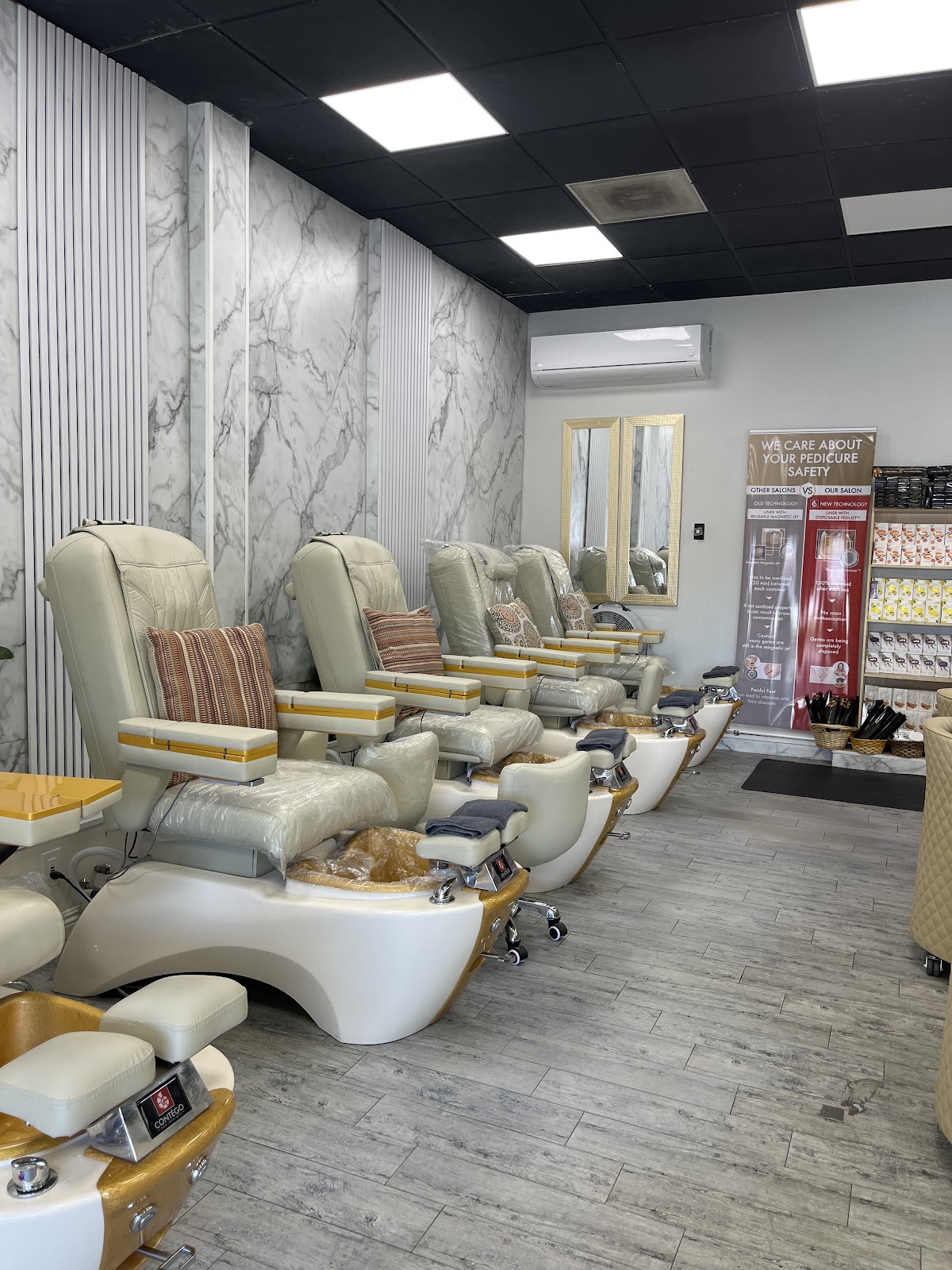 Polished Nail Bar 9