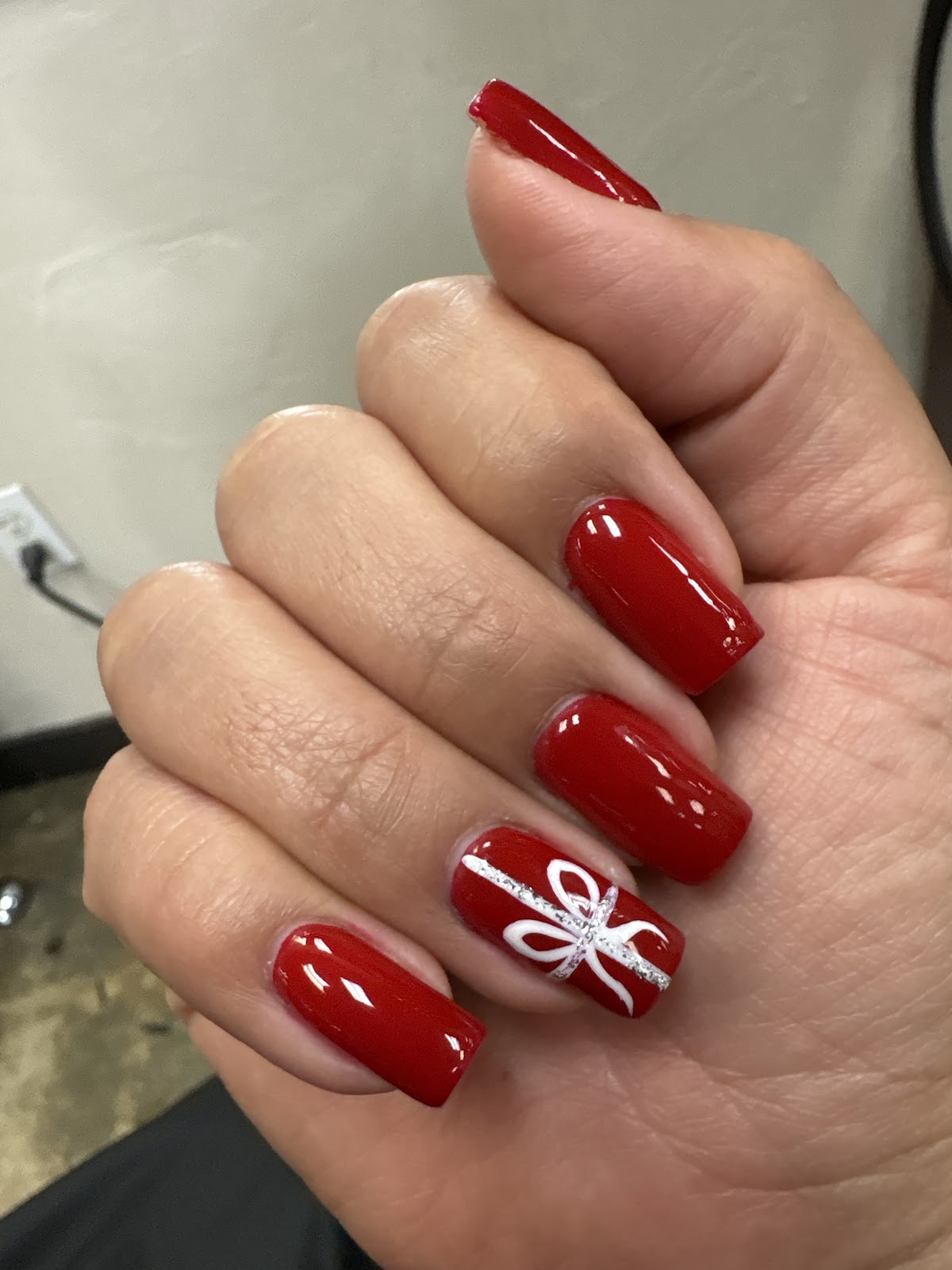 Polished Nail Bar 3