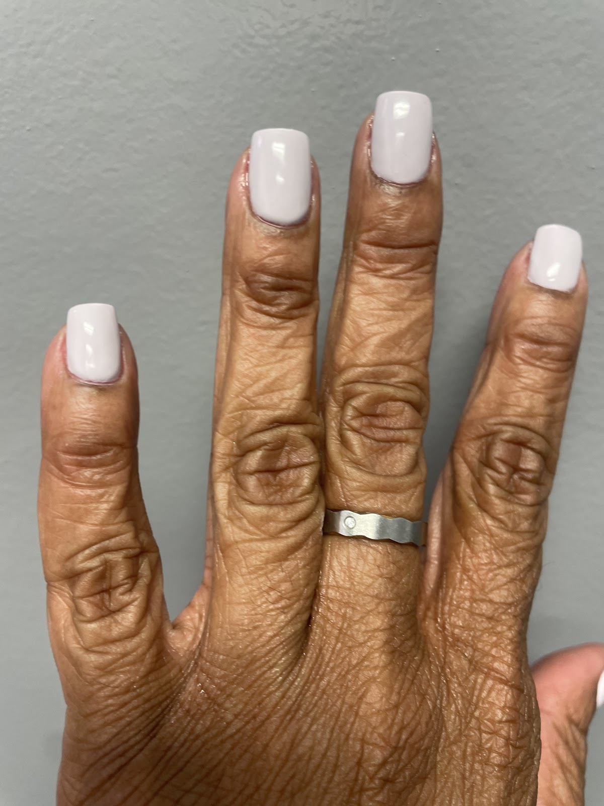 Polished Nail Bar 4