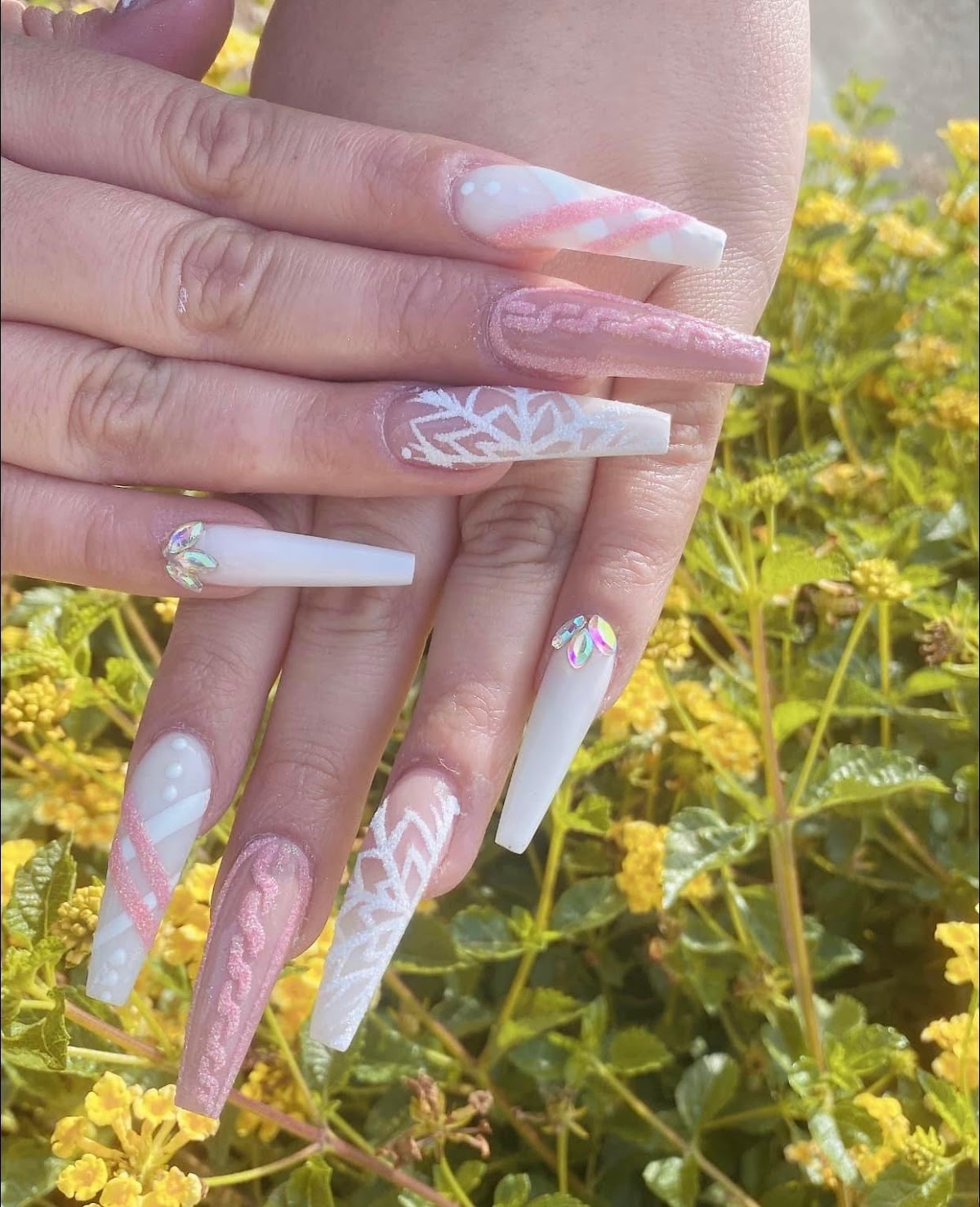 Polished Nail Bar 7
